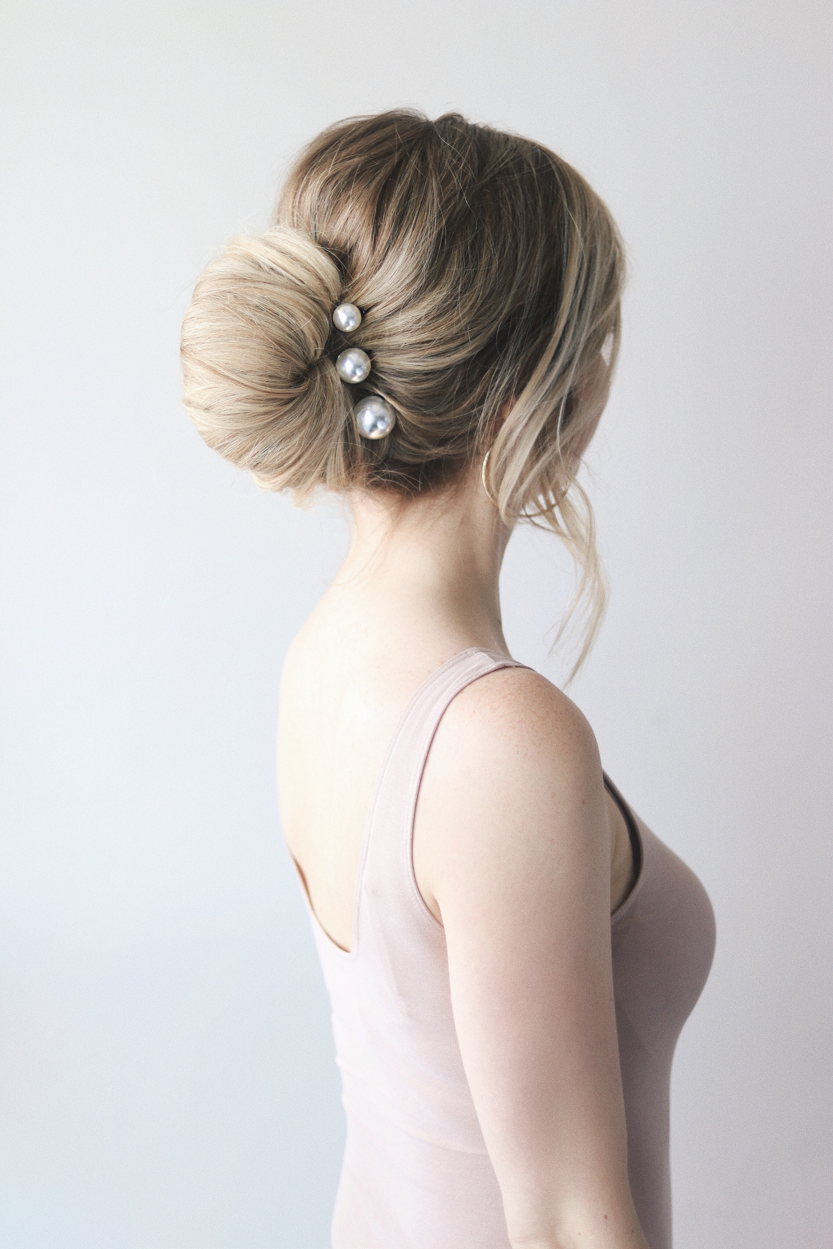 Easy Bun Hair Tutorial, Alex Gaboury