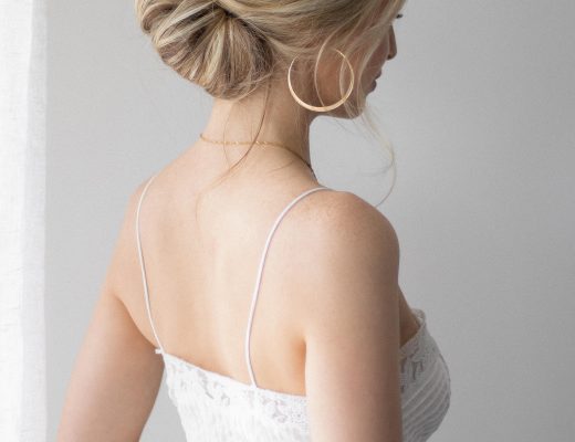 UPDO HAIR TUTORIAL, THE PERFECT WEDDING HAIRSTYLE www.alexgaboury.com