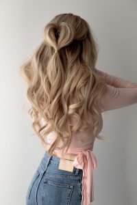 VALENTINE’S DAY HAIRSTYLES: 3 Easy Hairstyles For Valentine’s Day