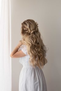 BOHO HALF UP HALF DOWN HAIRSTYLE + TUTORIAL Wedding, Bridal, Prom hairstyles