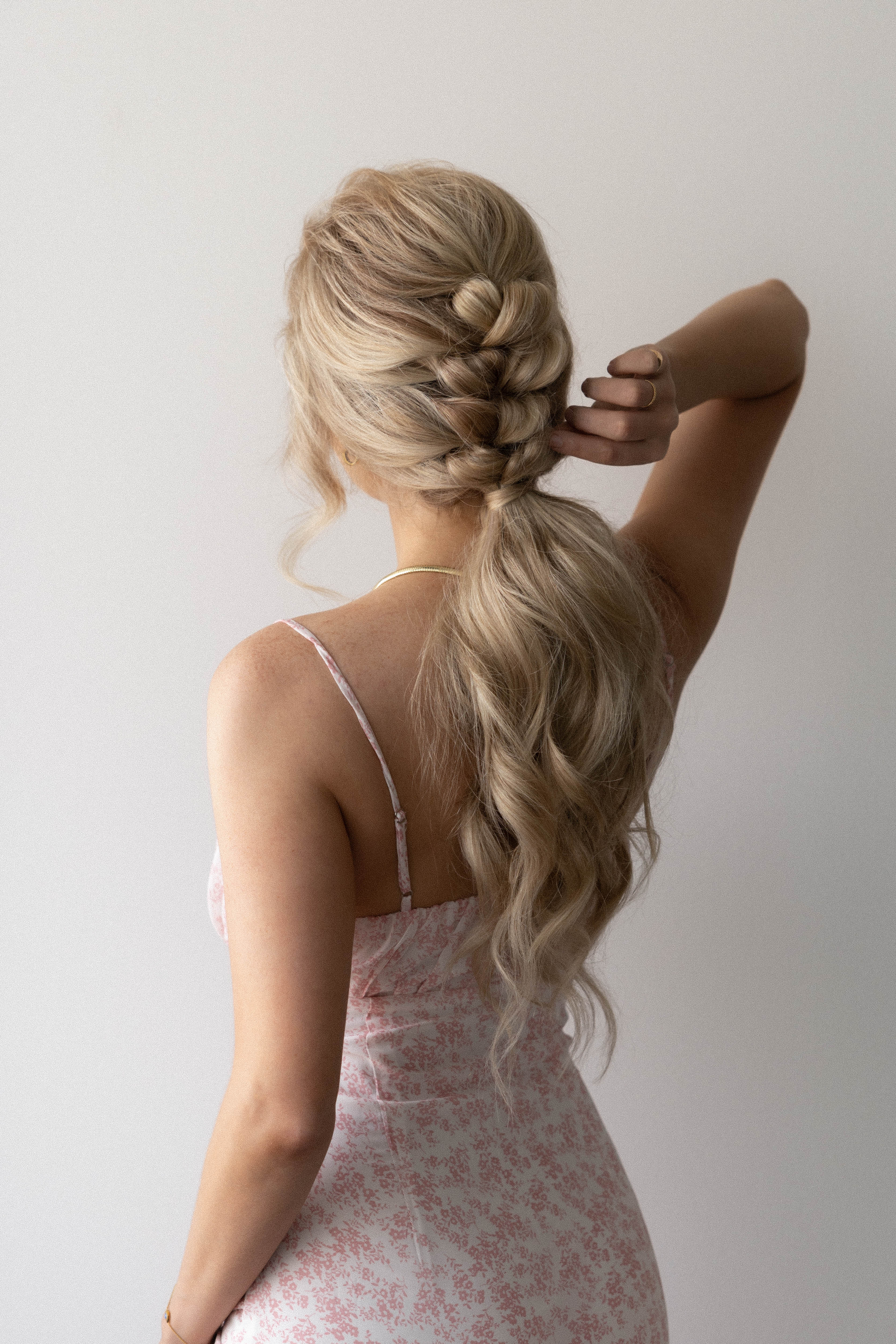PONYTAIL HARSTYLE FOR SUMMER - Alex Gaboury