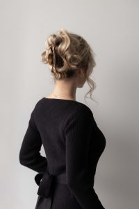 3 EASY CLAW CLIP HAIRSTYLES FOR LONG HAIR 2021