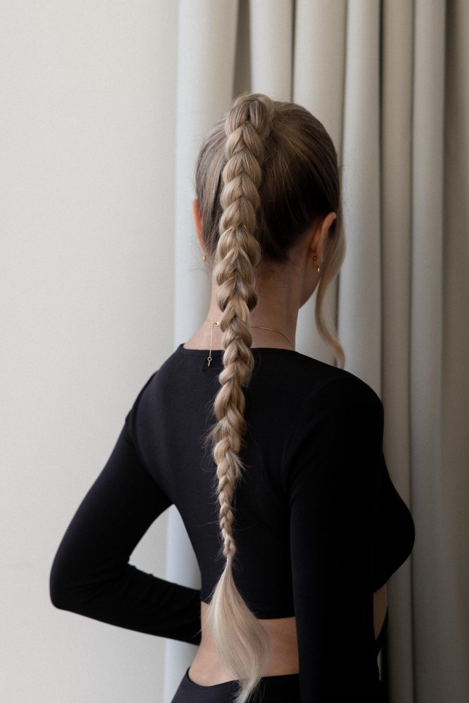 PULL THROUGH BRAIDED PONYTAIL HAIRSTYLE + TUTORIAL FOR New Years 2021 | Perfect for medium - long hair lengths