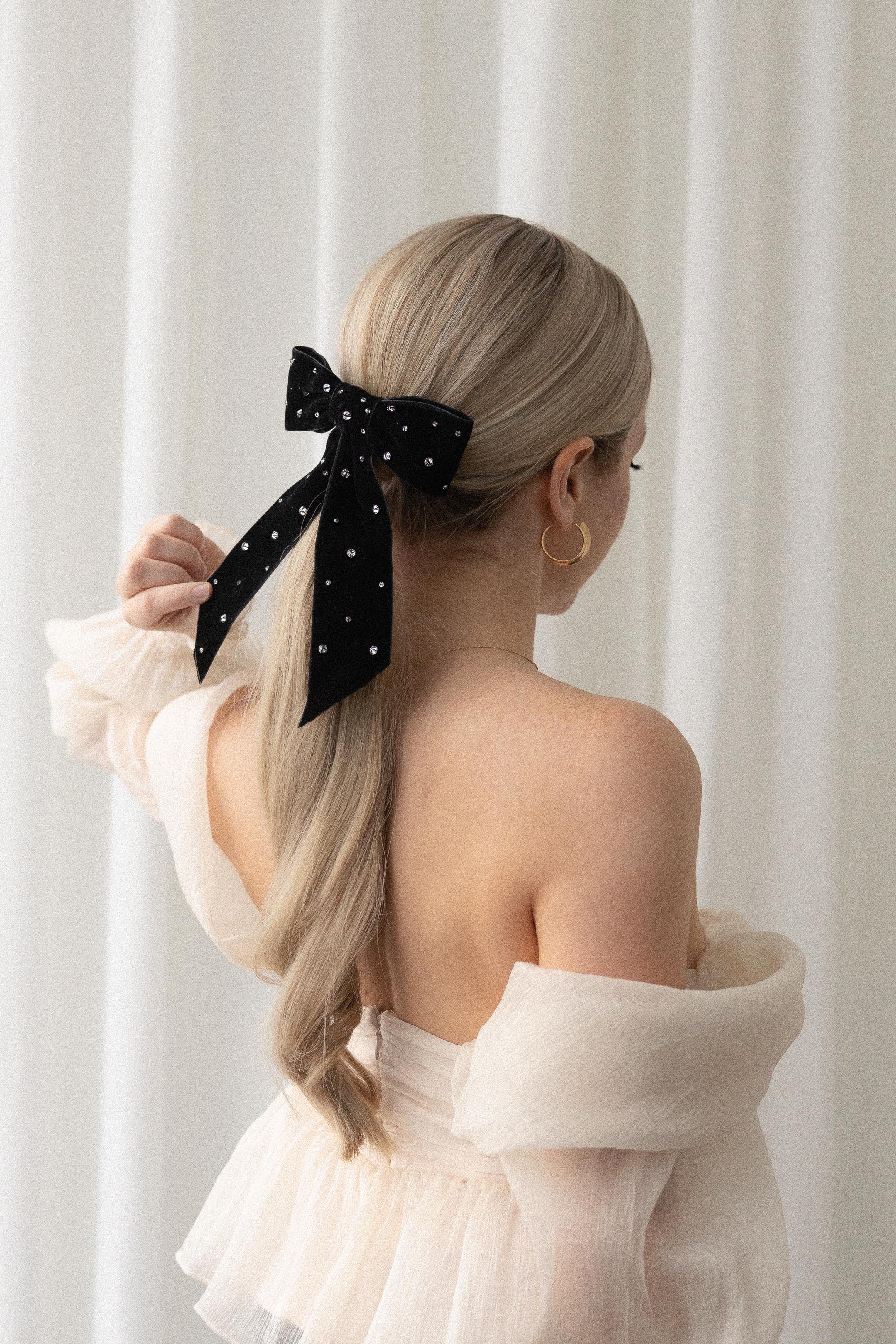 How To Do a Bow Hairstyle For Beginners - Everyday Hair inspiration
