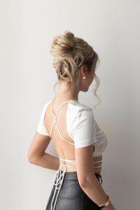 EASY UPDO Hair Tutorial '90s Inspired by Kim Kardashian & Pamela Anderson