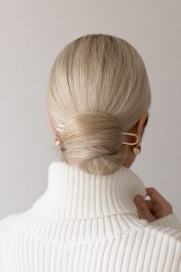 HOW TO HAIR FORK STYLES | Hair tutorials for medium hair