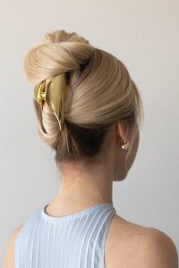How To Claw Clip Updo | Cute & Quick Hairstyle for Long or Medium Hair