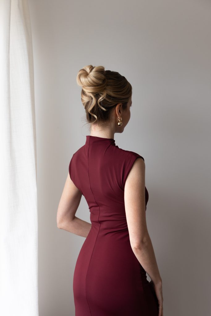 easy elegant hairstyle tutorial + step-by-step