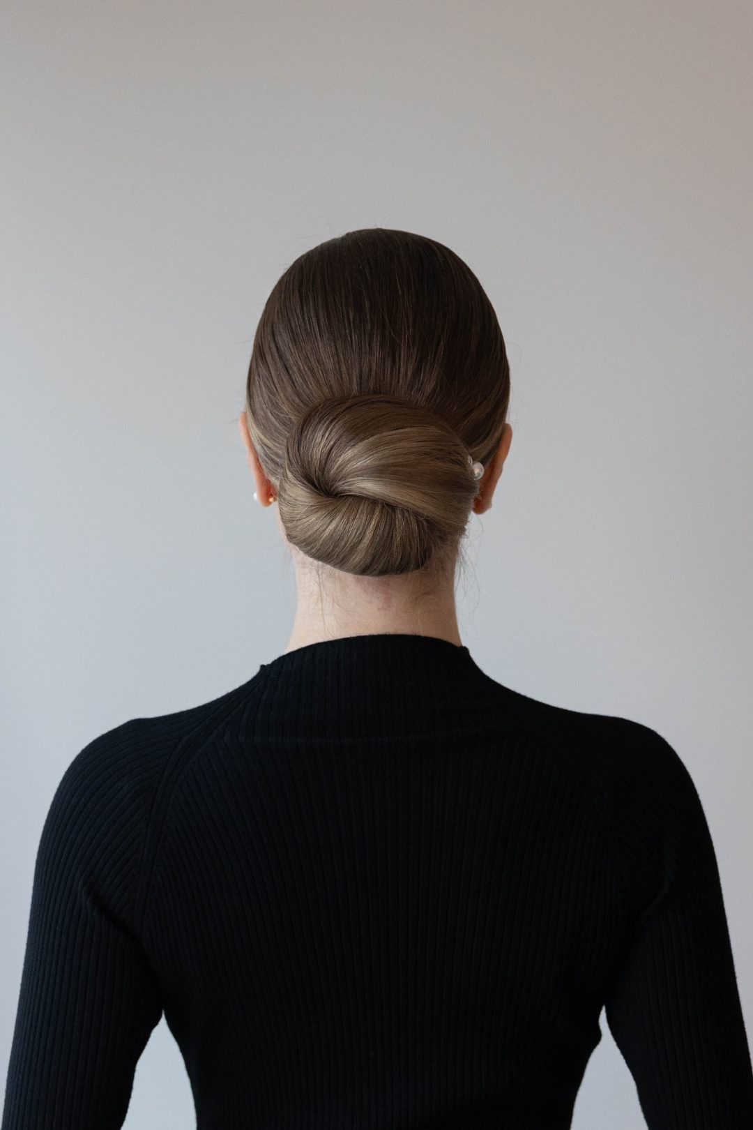 How to simple updo hair tutorial