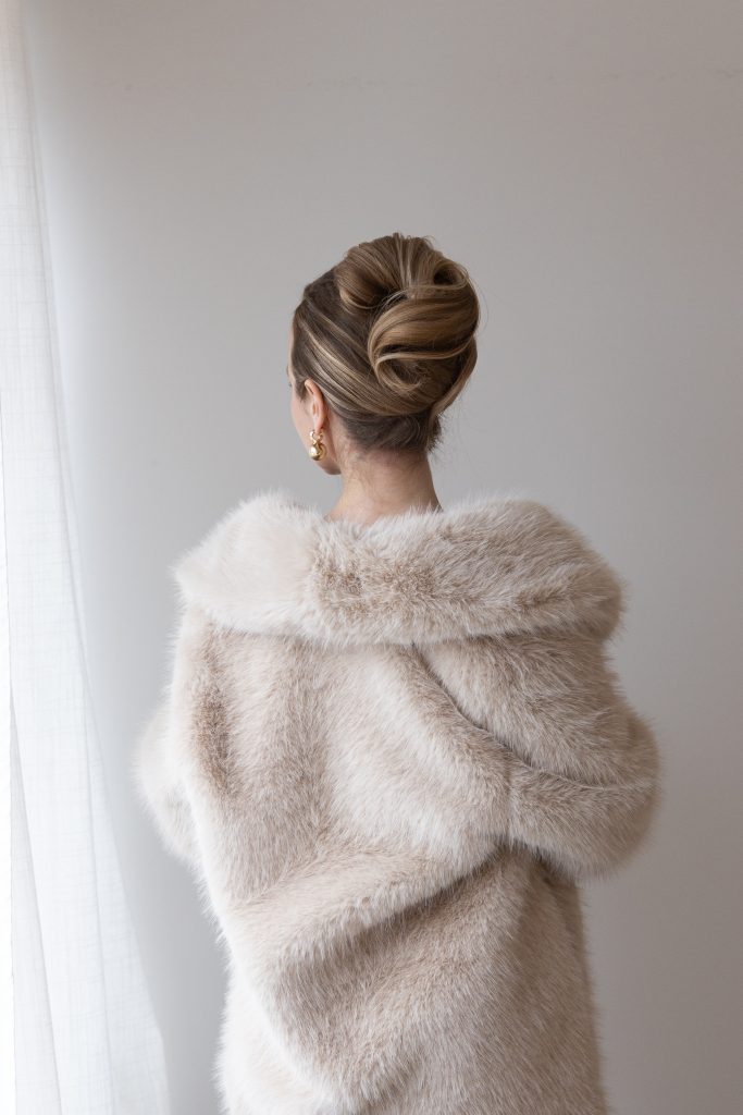 Easy timeless bridal hair tutorial | Step-by-step with video