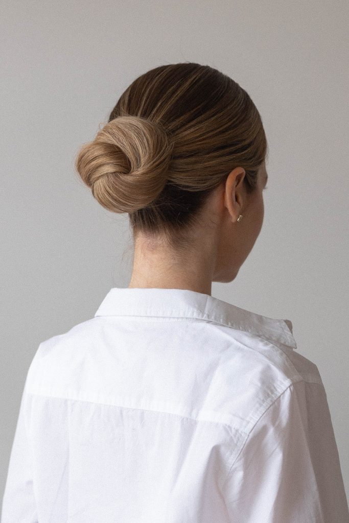 Easy Updo Hairstyle | 5 Outfit ideas for the week